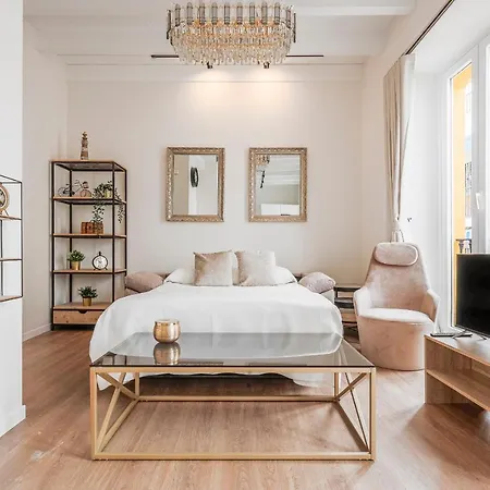 Apartment La Joya De Santa Cruz Calle Virgenes 21 Seville